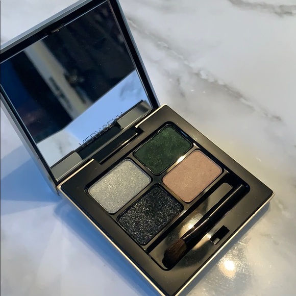 Heidi Klum VS Very Sexy Silky Eyeshadow Quad - Picture 8 of 14